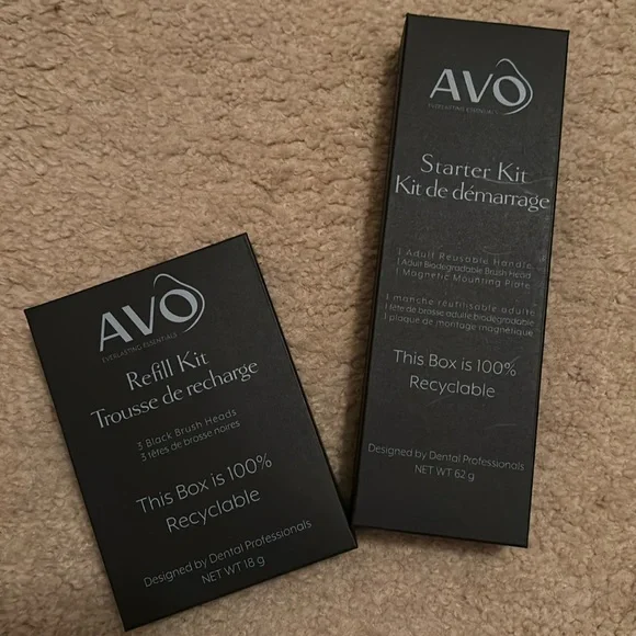 New AVO Everlasting Essentials Inc.
Starter Kit and refill kit rose gold - Picture 1 of 3